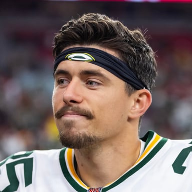 Headshot of Lucas Havrisik