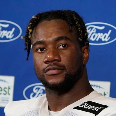 Headshot of Bobby Okereke