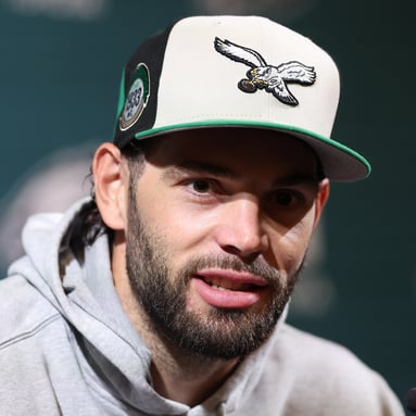 Headshot of Dallas Goedert