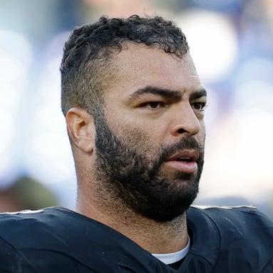 Headshot of Kyle Van Noy