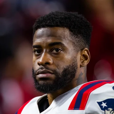 Headshot of DeVante Parker