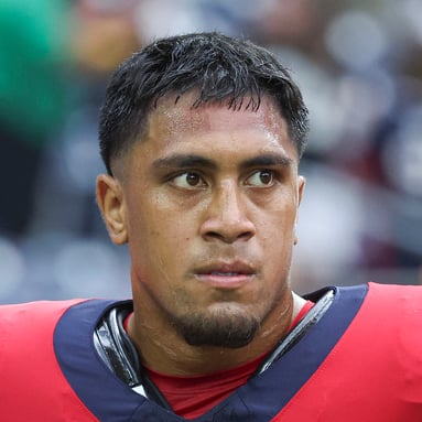 Headshot of Henry To'oto'o