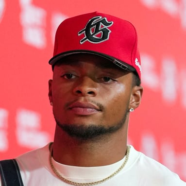 Headshot of Justin Fields