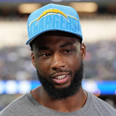 Headshot of Mike Williams