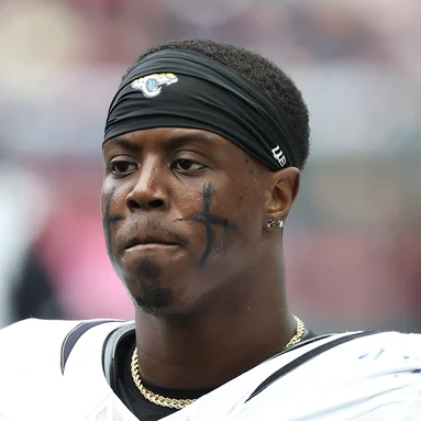 Headshot of Travis Etienne