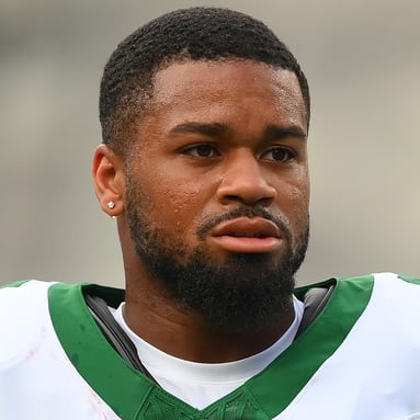 Headshot of Xavier Gipson