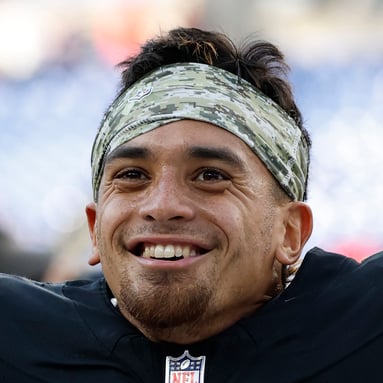 Headshot of Alohi Gilman