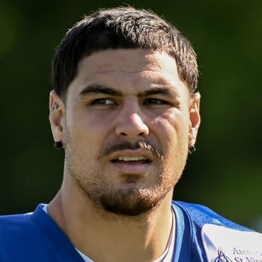 Headshot of Laiatu Latu