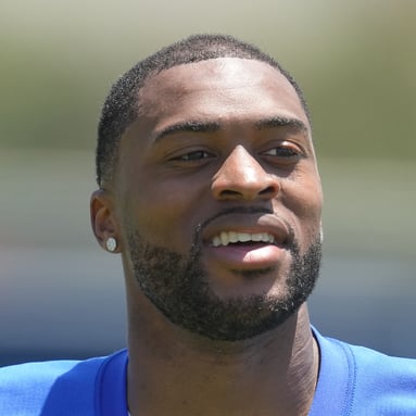 Headshot of Allen Robinson