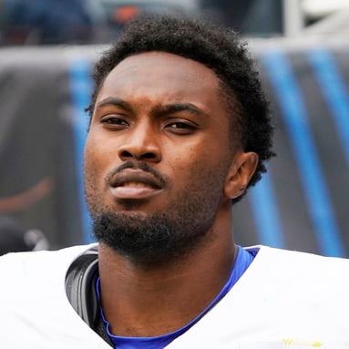 Headshot of Kamren Curl