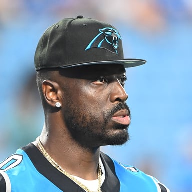 Headshot of Justin Houston