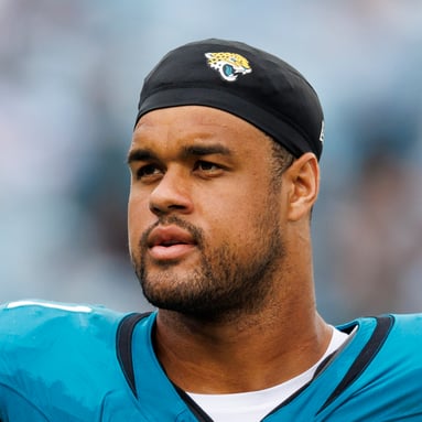 Headshot of Arik Armstead