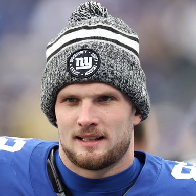 Headshot of Daniel Bellinger