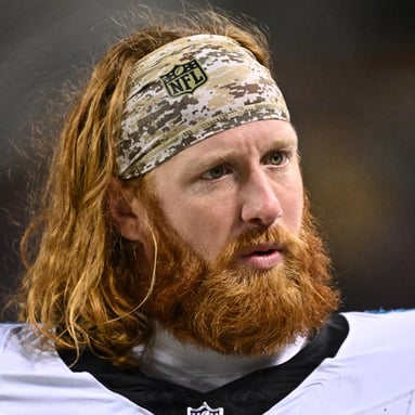Headshot of Hayden Hurst