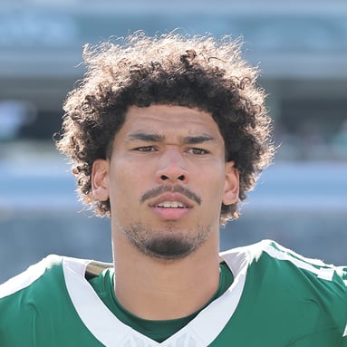 Headshot of Allen Lazard