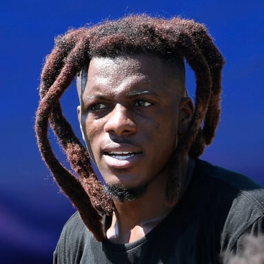 Headshot of Richie James