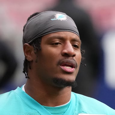 Headshot of Rasul Douglas