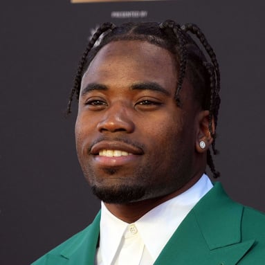 Headshot of Kenny Moore