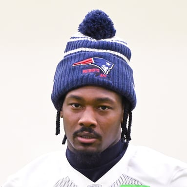 Headshot of Stefon Diggs