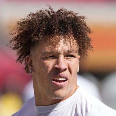 Headshot of Isaiah Davis