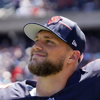 Headshot of Robert Tonyan