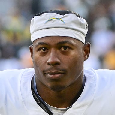 Headshot of Joshua Kelley