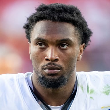 Headshot of Kamren Curl
