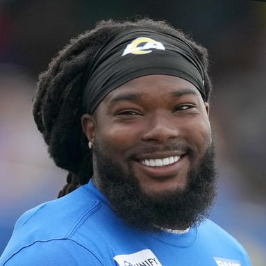 Headshot of Darrell Henderson