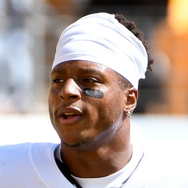 Headshot of Kenyan Drake