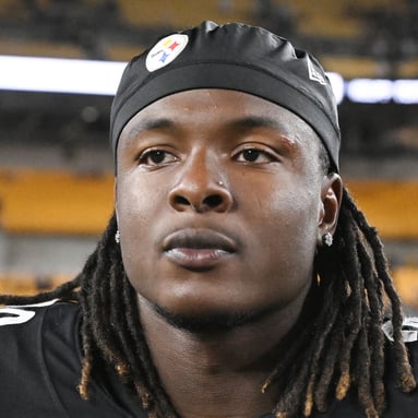 Headshot of Kaleb Johnson