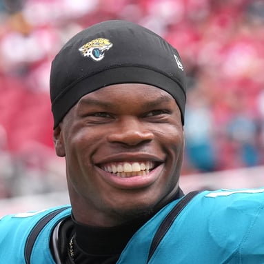 Headshot of Travis Hunter