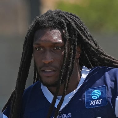 Headshot of Jaishawn Barham